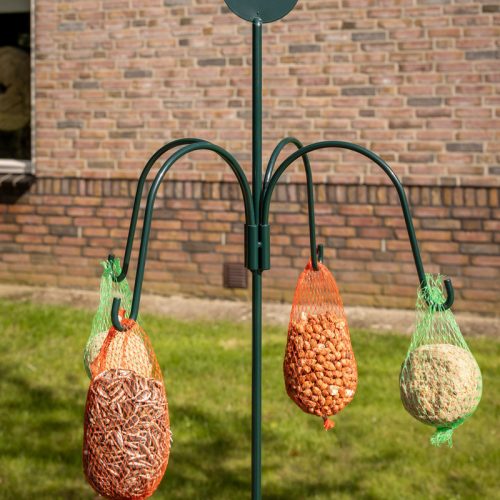 Fém leszúrható madáretető állvány akasztókkal, 149 cm