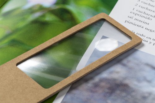 Niffy nagyítós könyvjelző