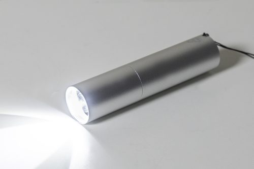 Chargelight Tone újrahasznosított alumínium újratölthető elemlámpa