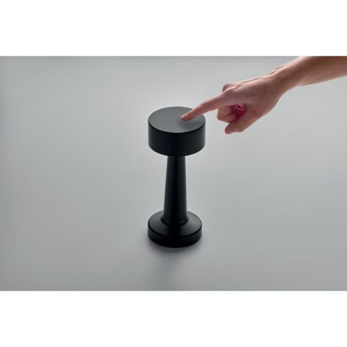 Újratölthető vas asztali lámpa