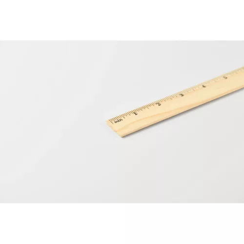 Fenyőfa vonalzó 20 cm